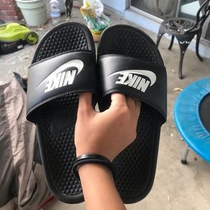 nike slides